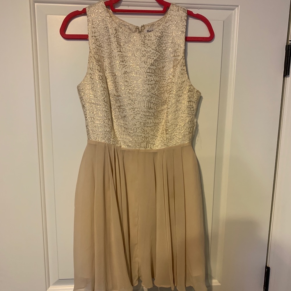 Tobi dress -beige and gold available in Med & Larg